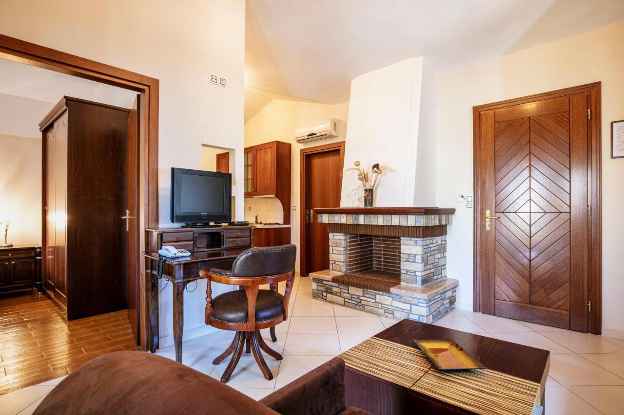 Magkafinis.El Apartments Mikros Prinos المظهر الخارجي الصورة